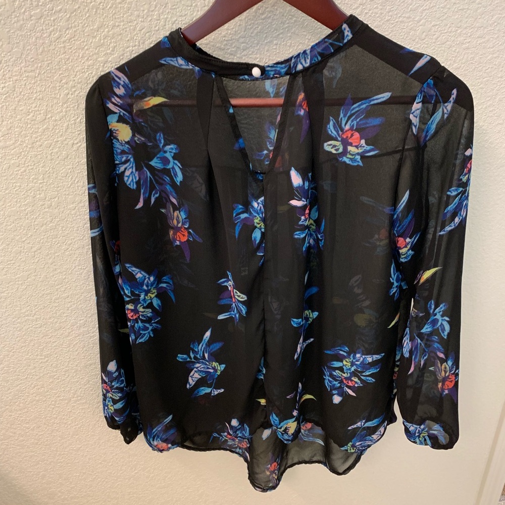 Choker long sleeve blouse